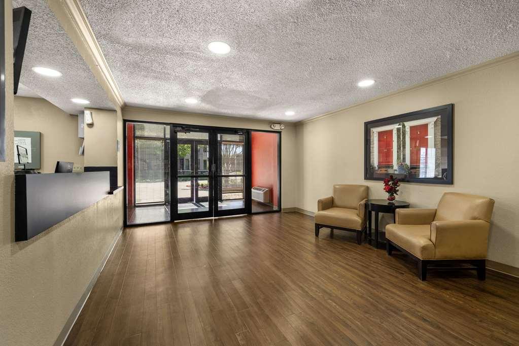 Suburban Studios Houston North I-45 Beltér fotó